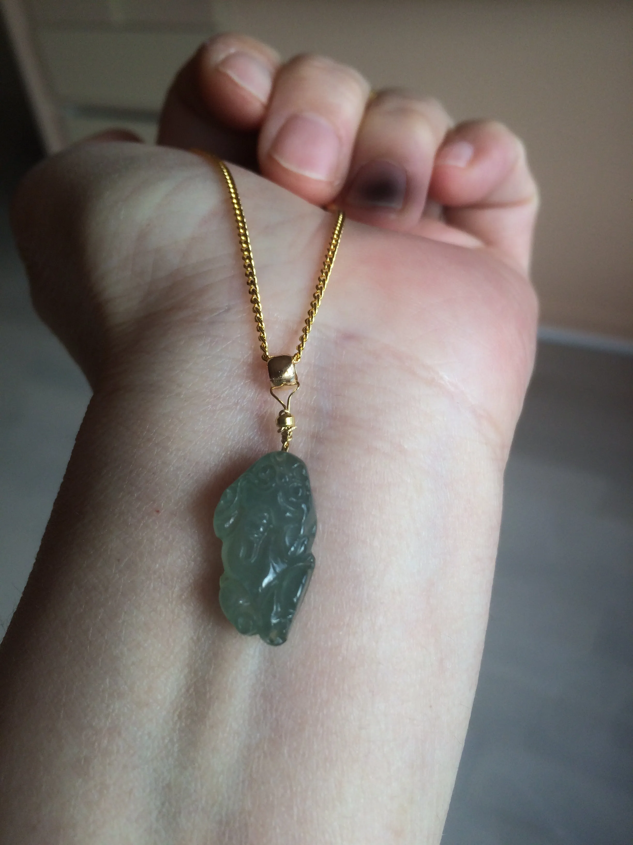 100% natural type A icy watery jadeite jade green/white 3D PiXiu(貔貅) pendant necklace C30