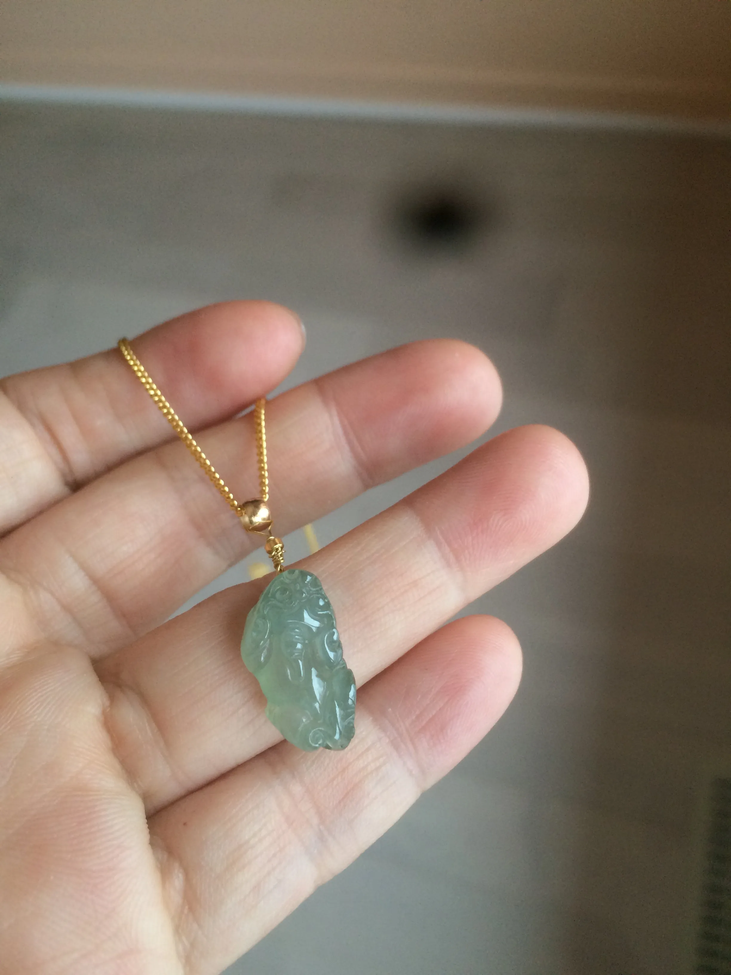 100% natural type A icy watery jadeite jade green/white 3D PiXiu(貔貅) pendant necklace C30