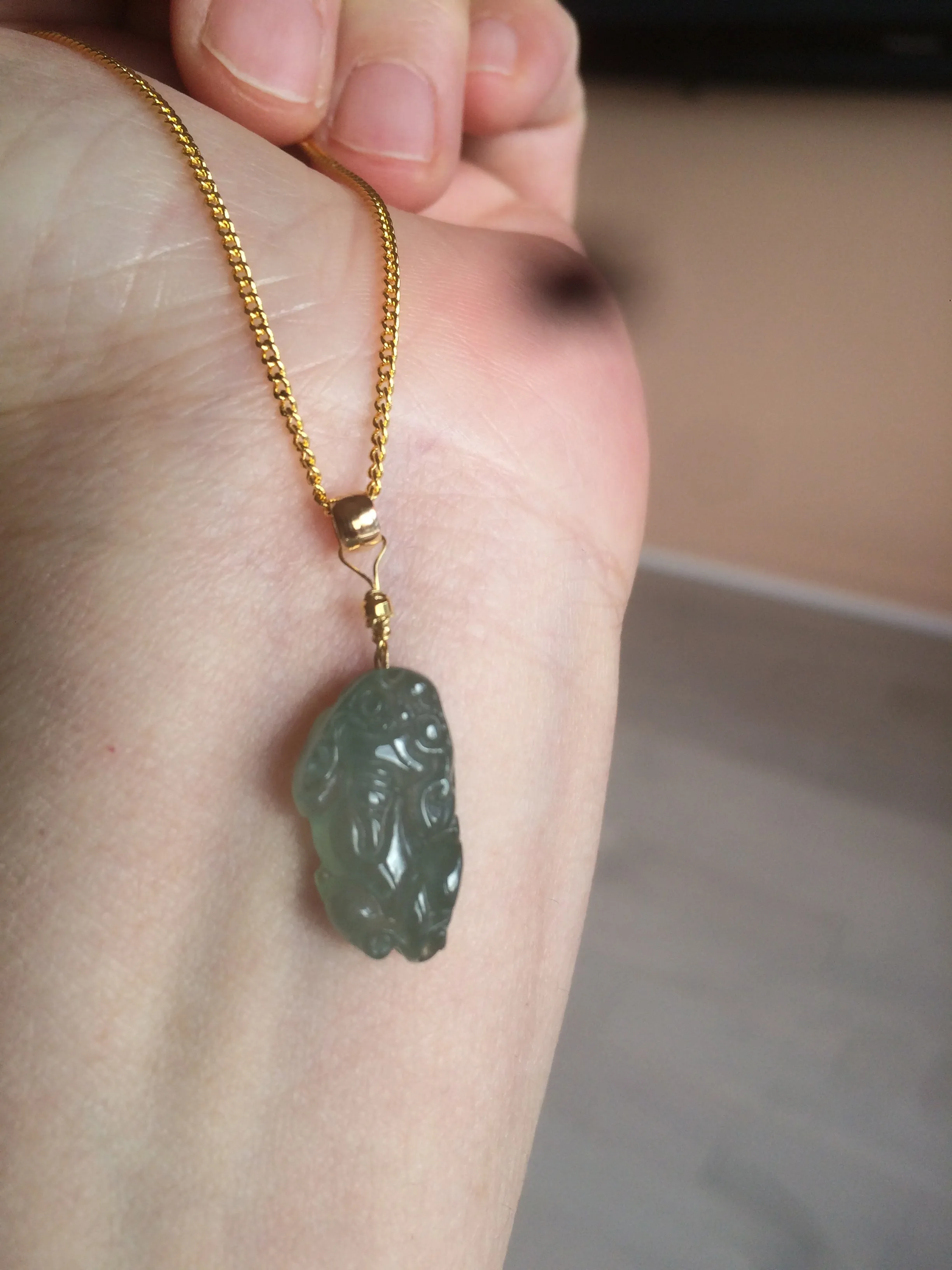 100% natural type A icy watery jadeite jade green/white 3D PiXiu(貔貅) pendant necklace C30