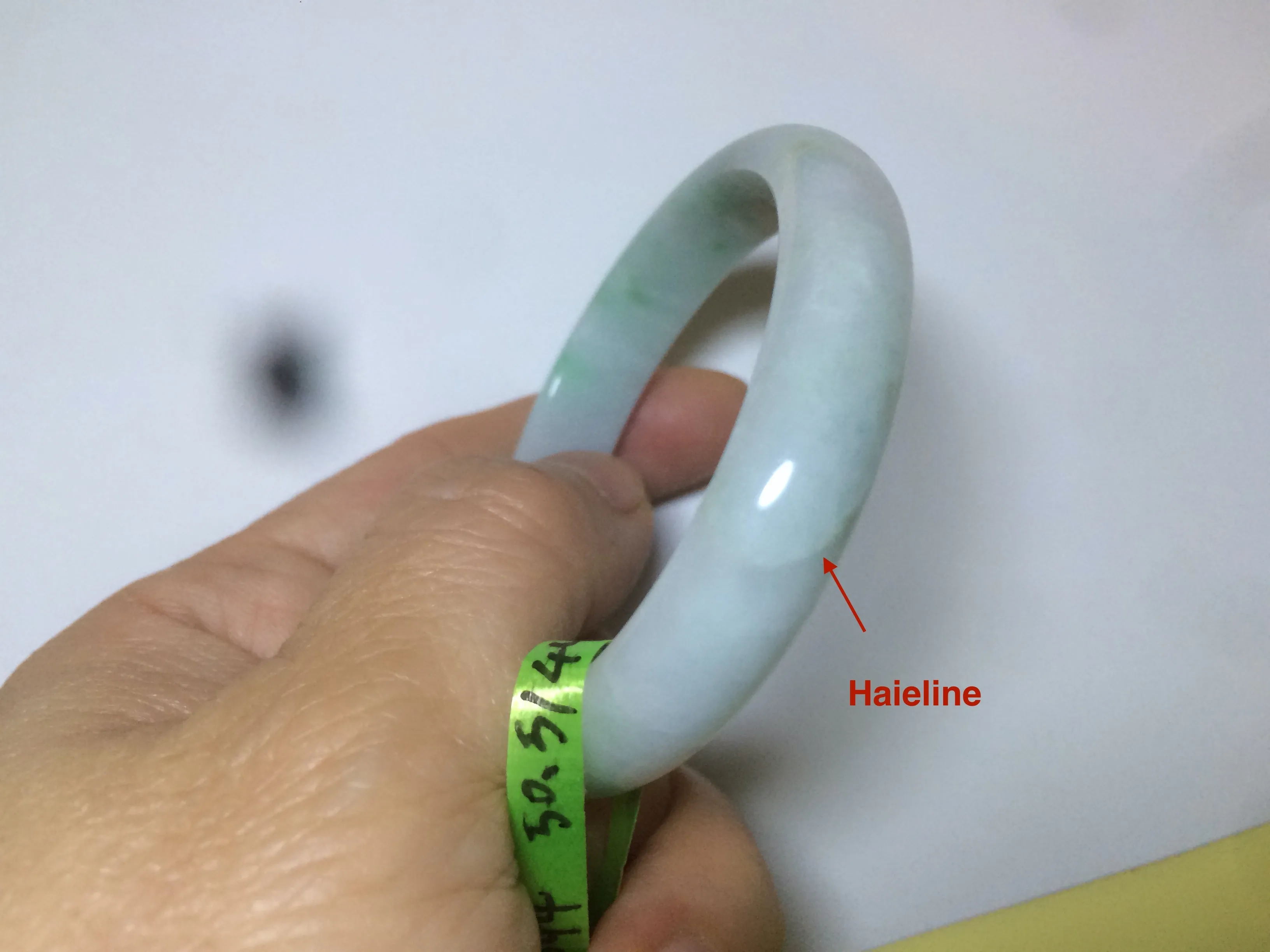 47.5mm Certified Type A 100% Natural light green/white oval Jadeite Jade bangle S8-5094