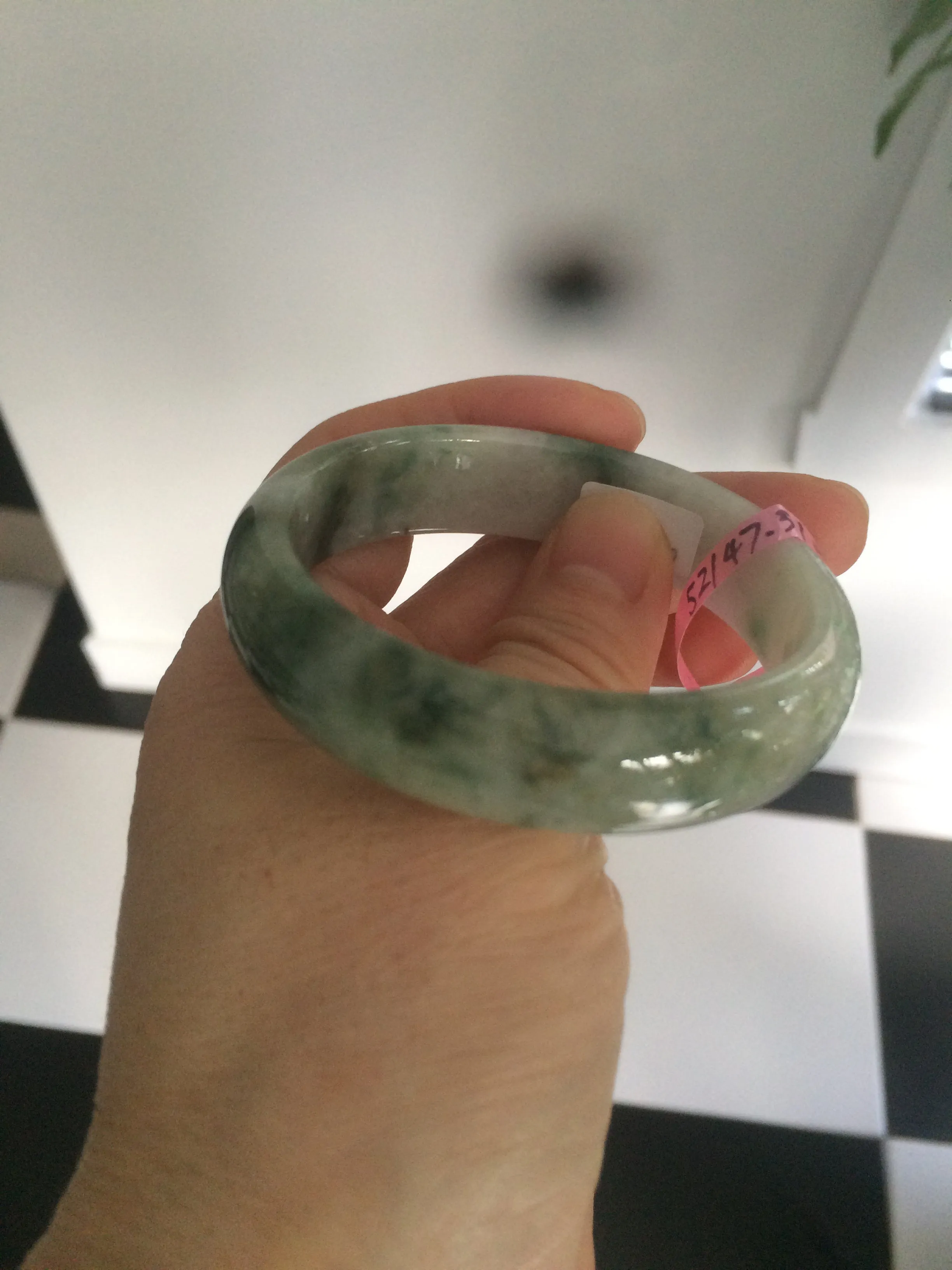 49.5 mm 100% natural Type A green/white oval jadeite jade bangle Z39