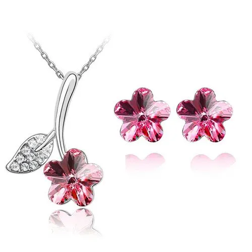 Austrian Crystal Flower Necklace & Earrings Fashion Jewelry Set