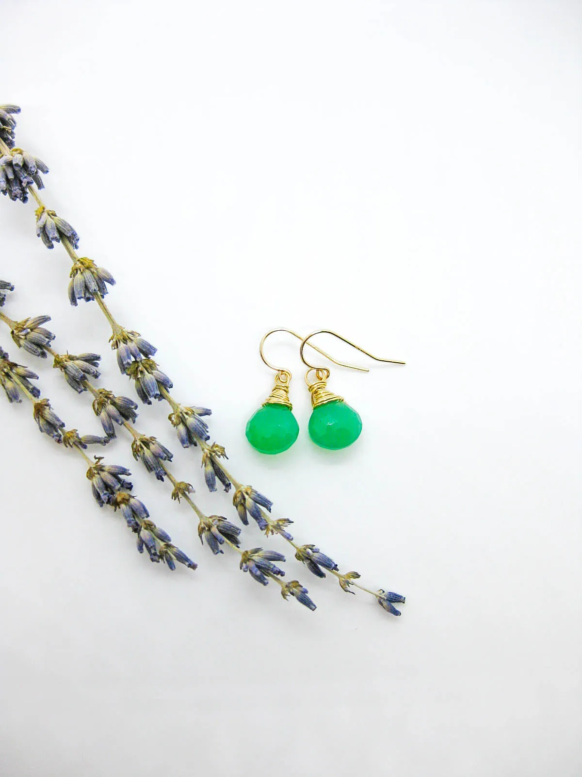 Chamomile: Chrysoprase Earrings - e679