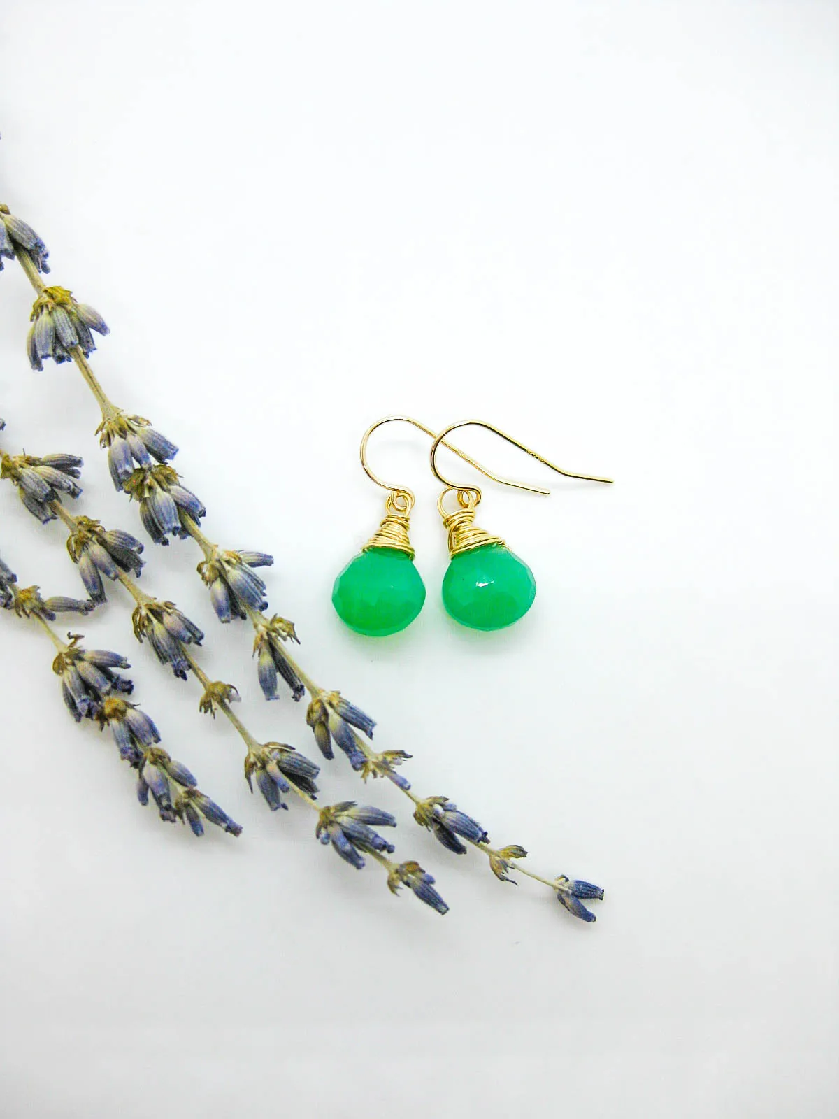 Chamomile: Chrysoprase Earrings - e679