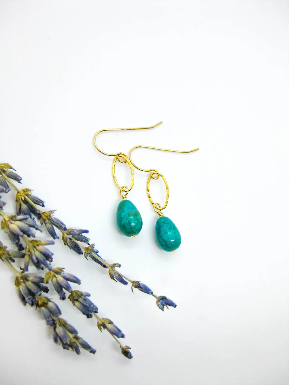 Chrysanthe: Turquoise Earrings - e587