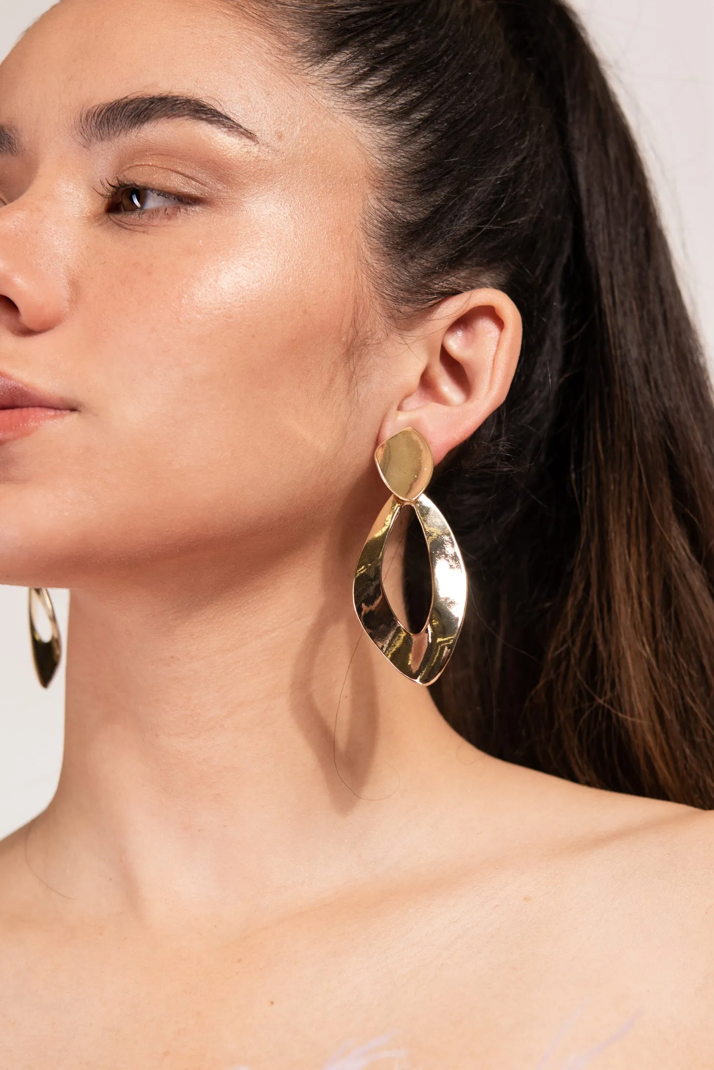 Cyra Squared Oval Loop Clip-On Earrings