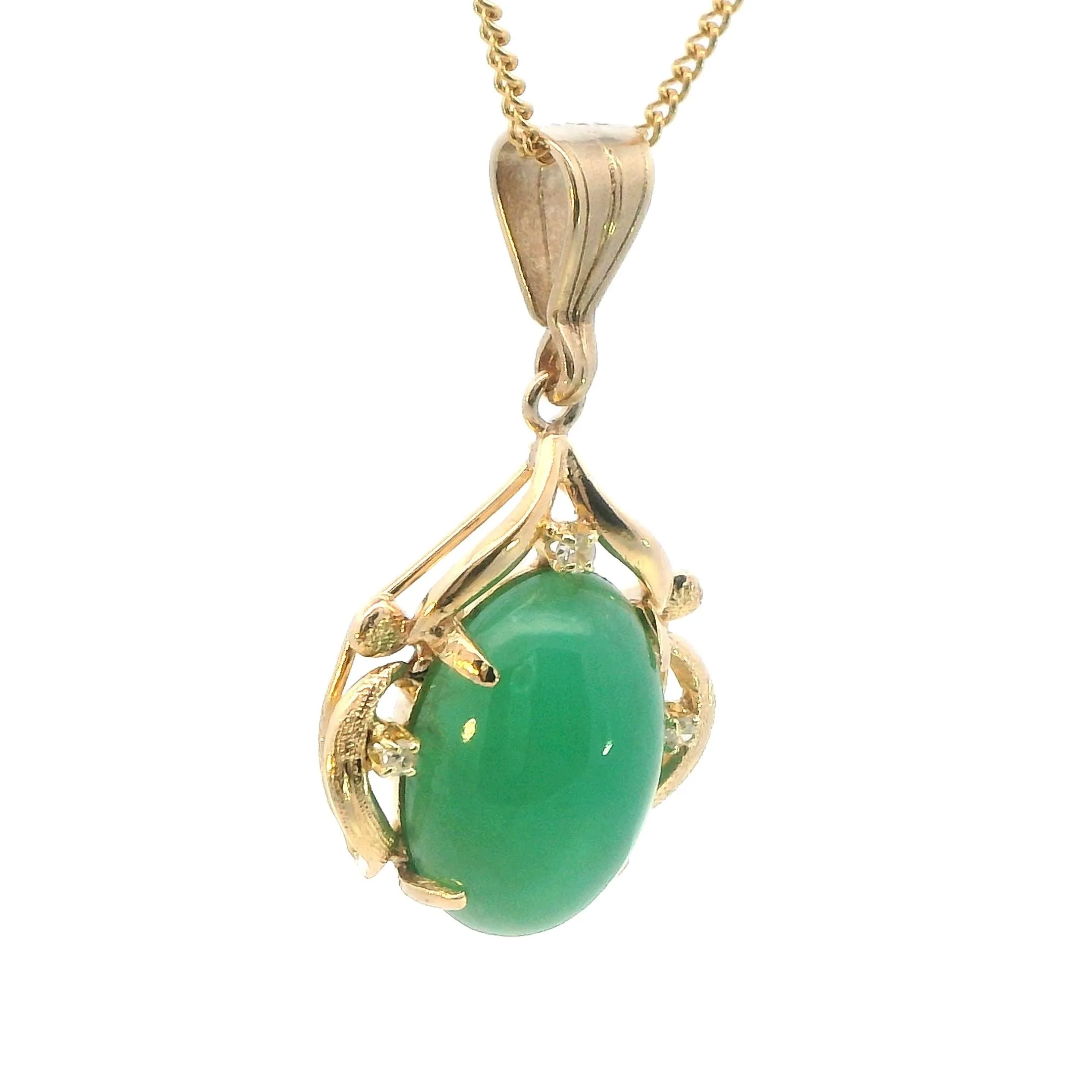 Elegant 9ct Yellow Gold Jade and Diamond Pendant - Timeless Beauty