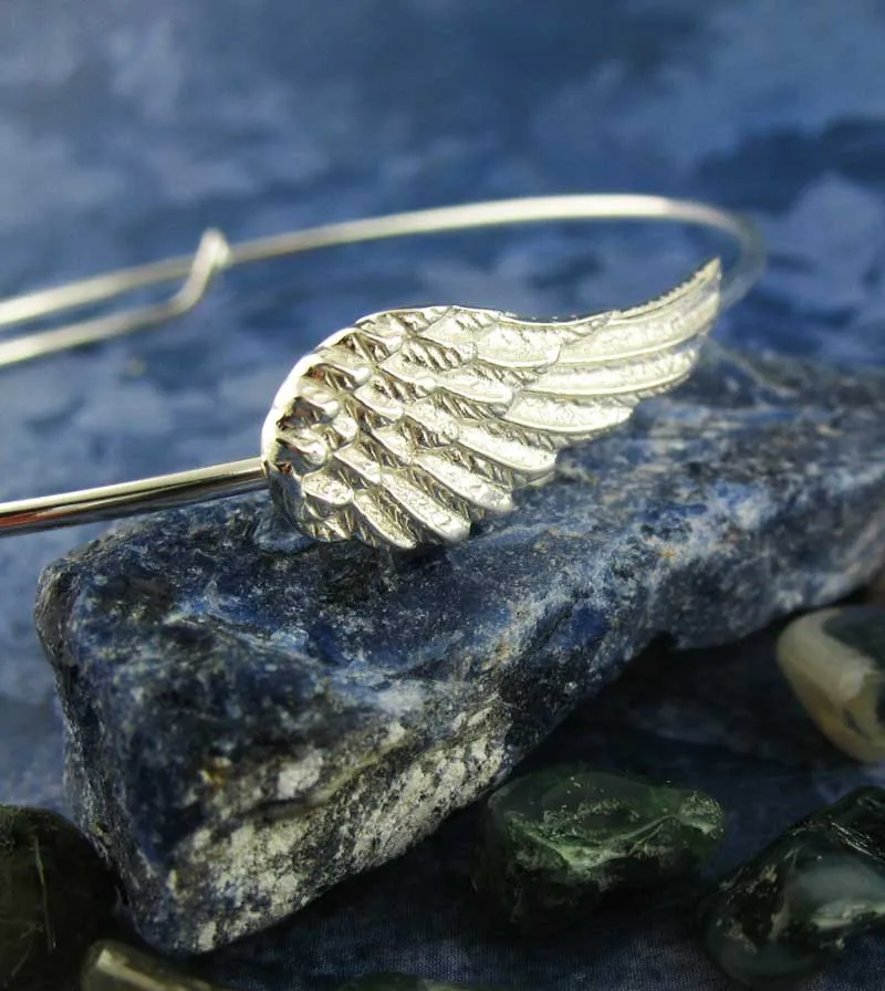 Elegant Angel Wing Adjustable Bangle