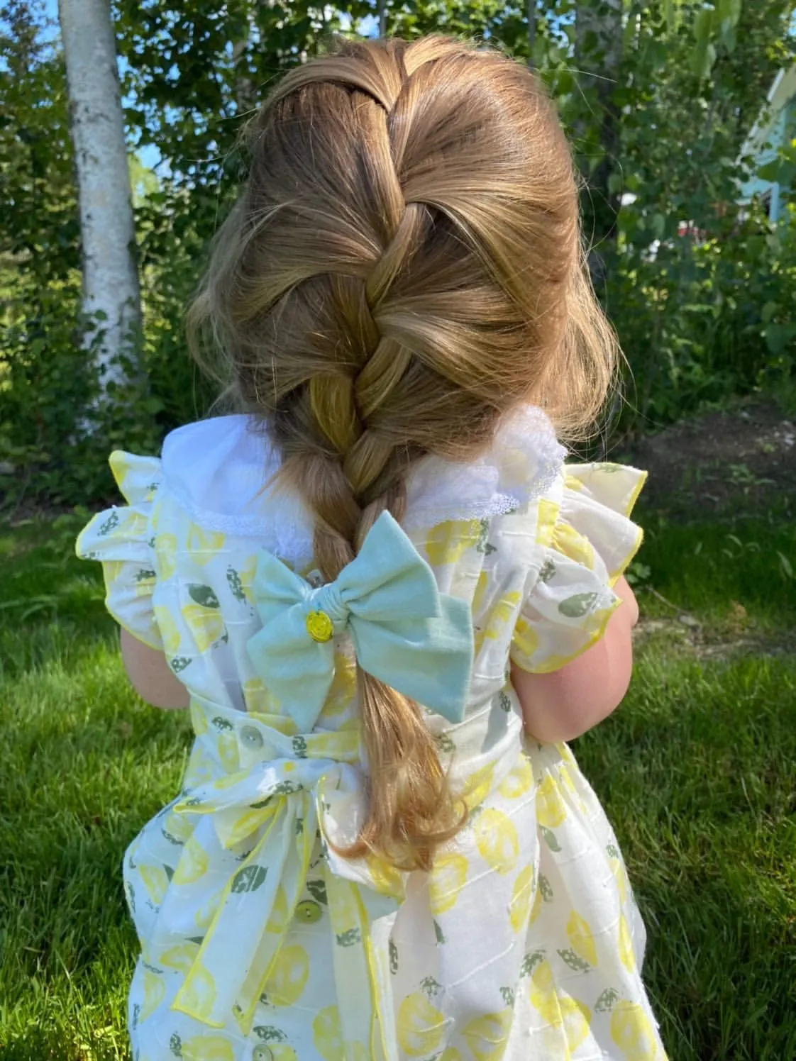 Emma Linen Hair Bow