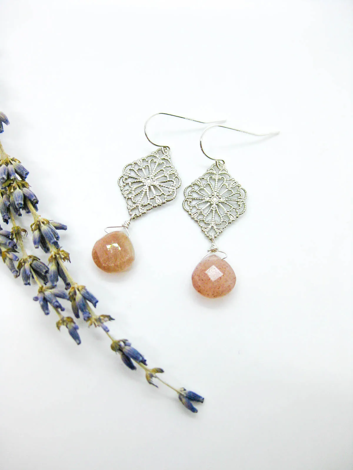 Fern: Peach Moonstone Earrings - e682