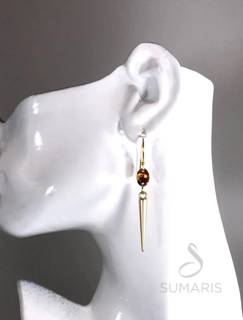 GOLD POINTS STATEMENT EARRINGS