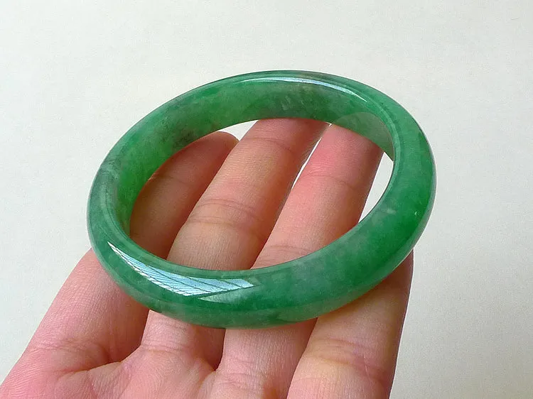 Natural Jade Bangle Jadeite Bangle Internal Diameter 53X47mm BER084