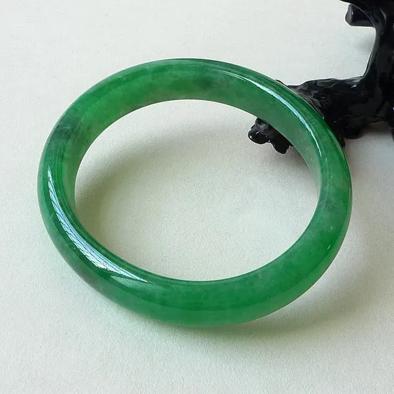 Natural Jade Bangle Jadeite Bangle Internal Diameter 53X47mm BER084