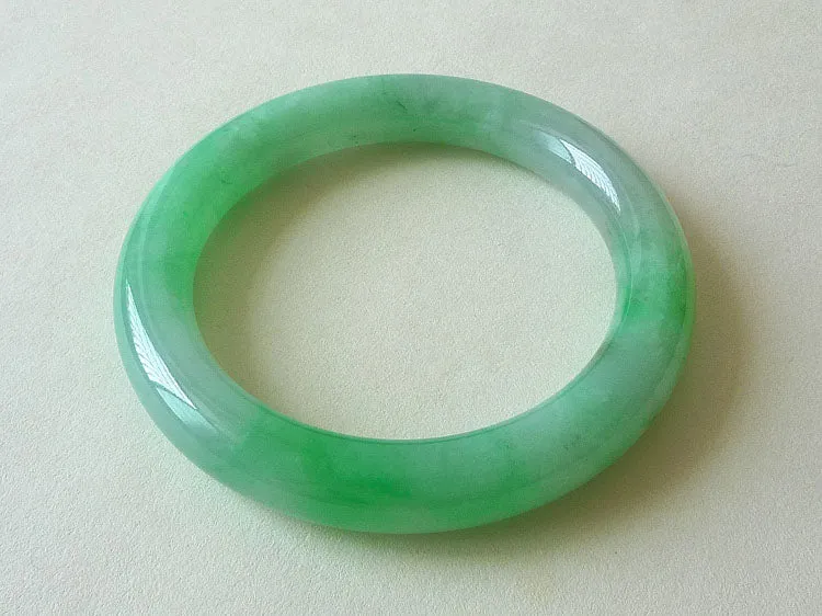 Natural Jade Bangle Jadeite Bangle Internal Diameter 58.6mm BER278