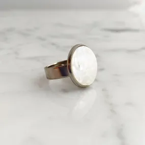 SHIRELLE white mother of pearl ring