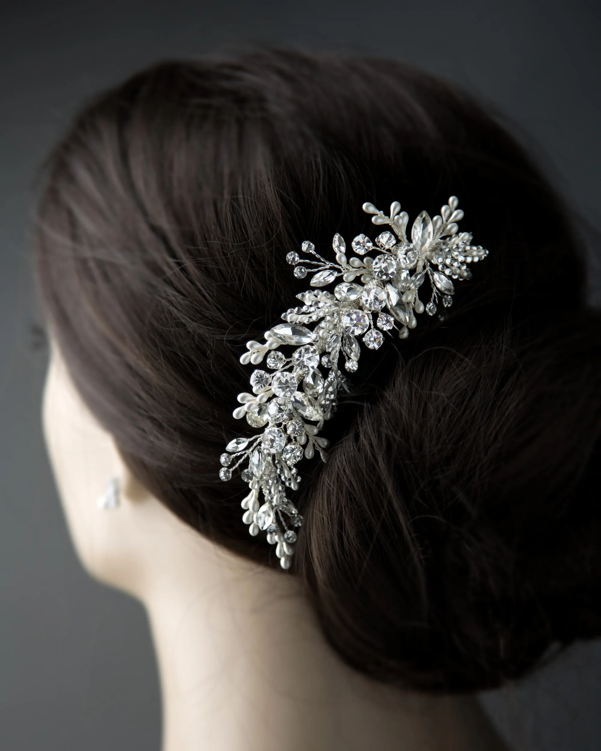 Sparkling Wedding Hair Comb with Pearl Drops