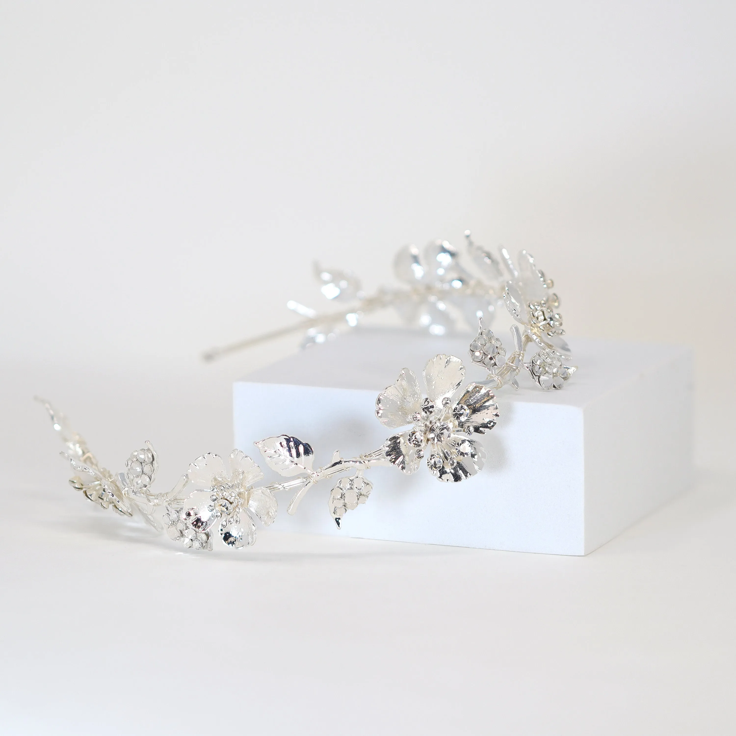 Swarovski Crystals Floral Vine Leaves Wedding Hair Vine, Bridal Headband Rhinestone Headband, Statement hair accessories.