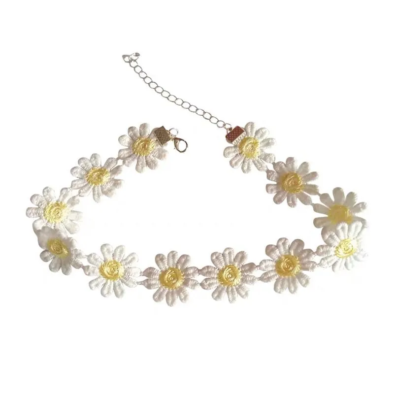 SWEET DAISY CHOKER BY40402